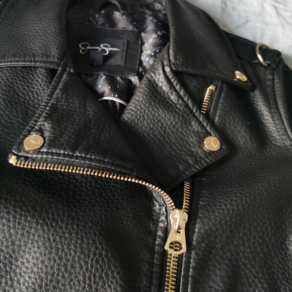 Leather Jacket - Picture 4 of 12